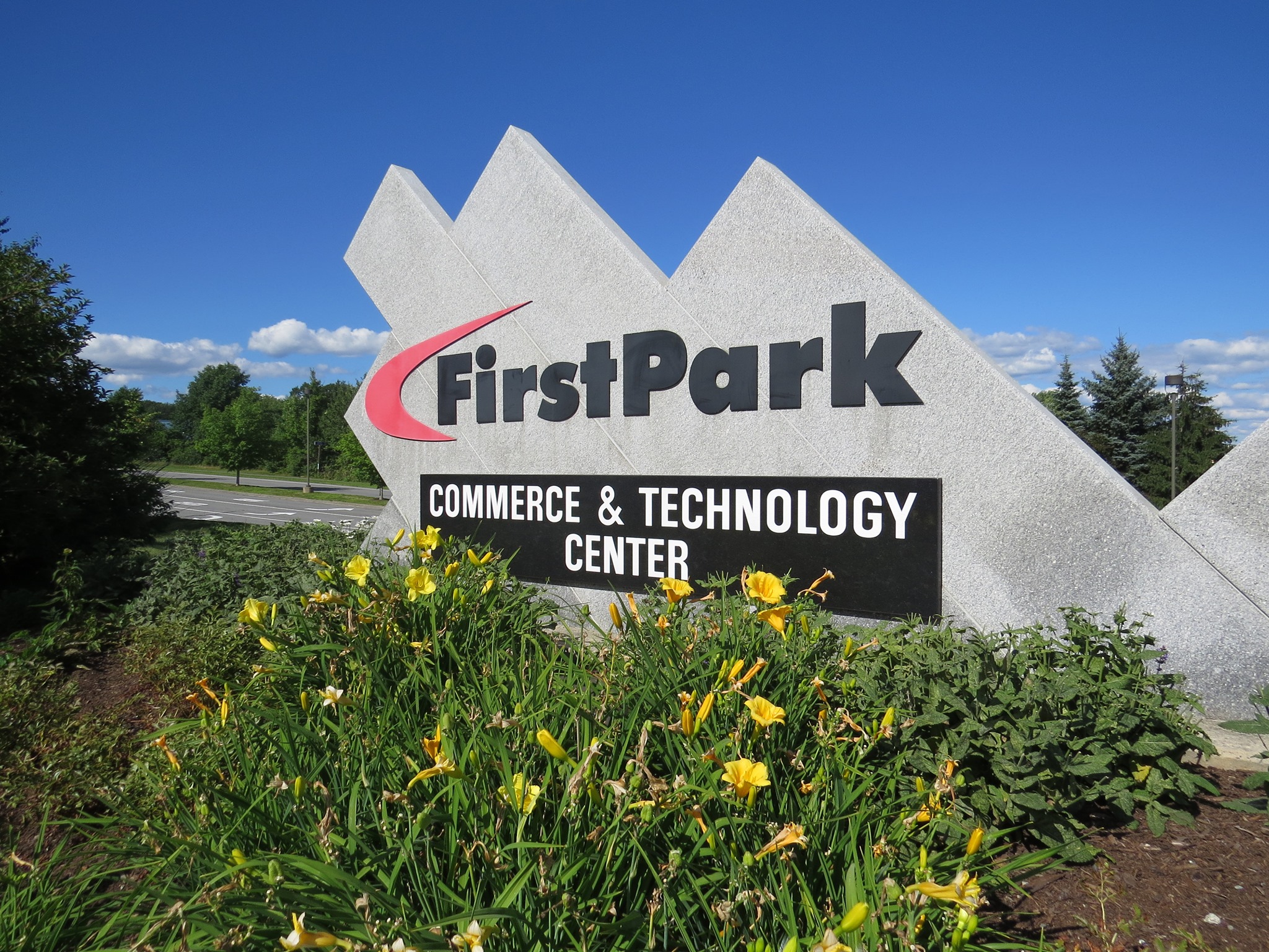 FirstPark - Commerce & Technology Center